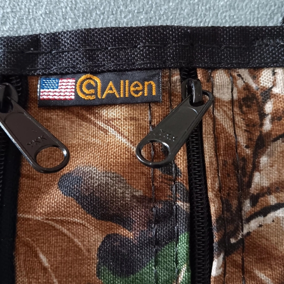 3 Camo Items: Duffle Bag,Hat, Wallet - Picture 10 of 10